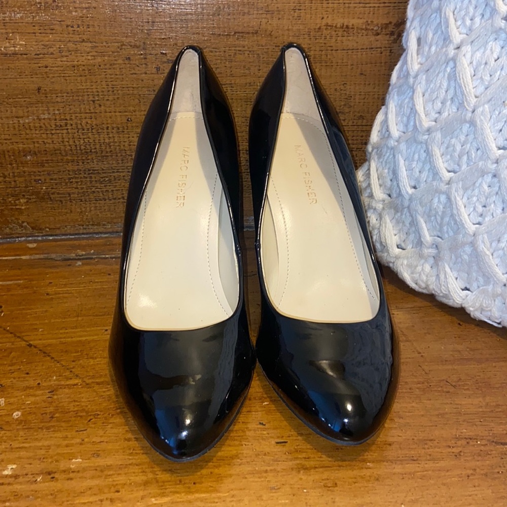 Marc Fisher black heels 8.5